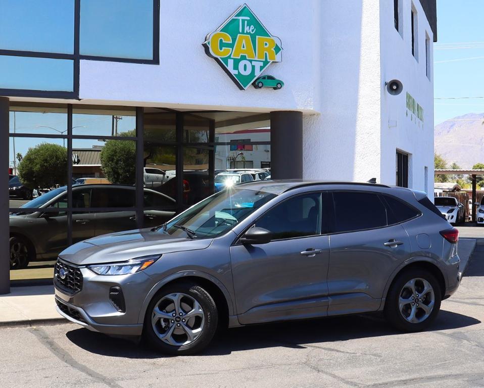 used 2023 Ford Escape car
