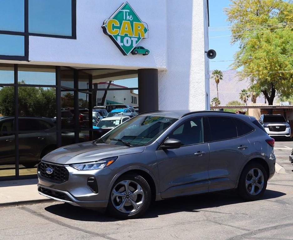 used 2023 Ford Escape car