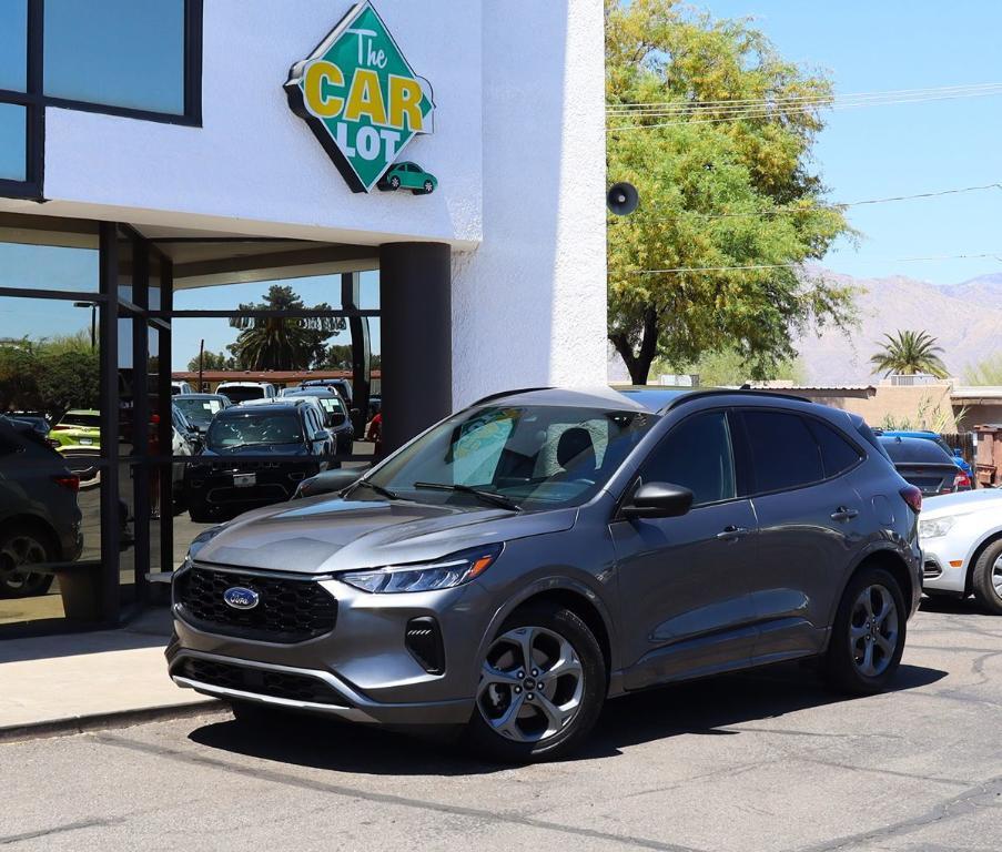 used 2023 Ford Escape car
