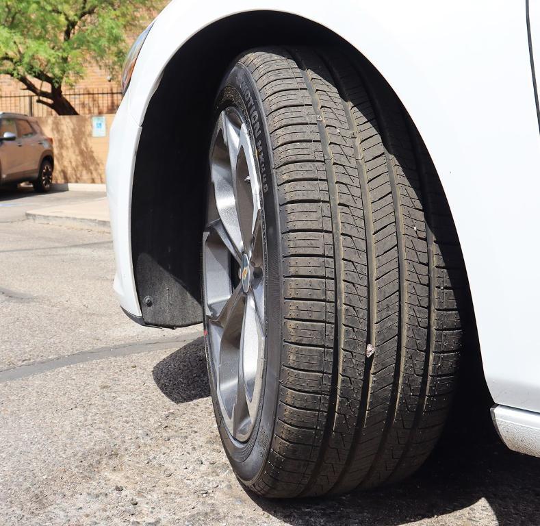 used 2023 Chevrolet Malibu car