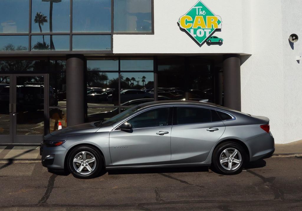 used 2024 Chevrolet Malibu car