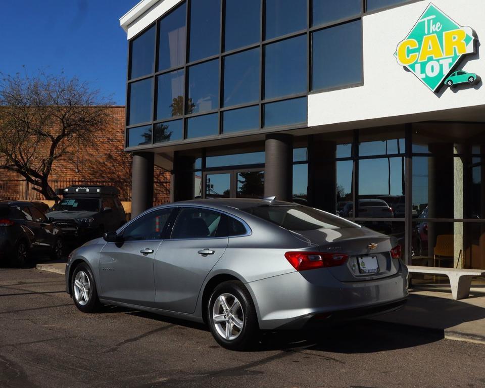 used 2024 Chevrolet Malibu car