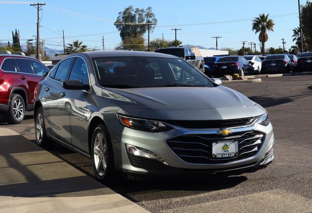 used 2024 Chevrolet Malibu car