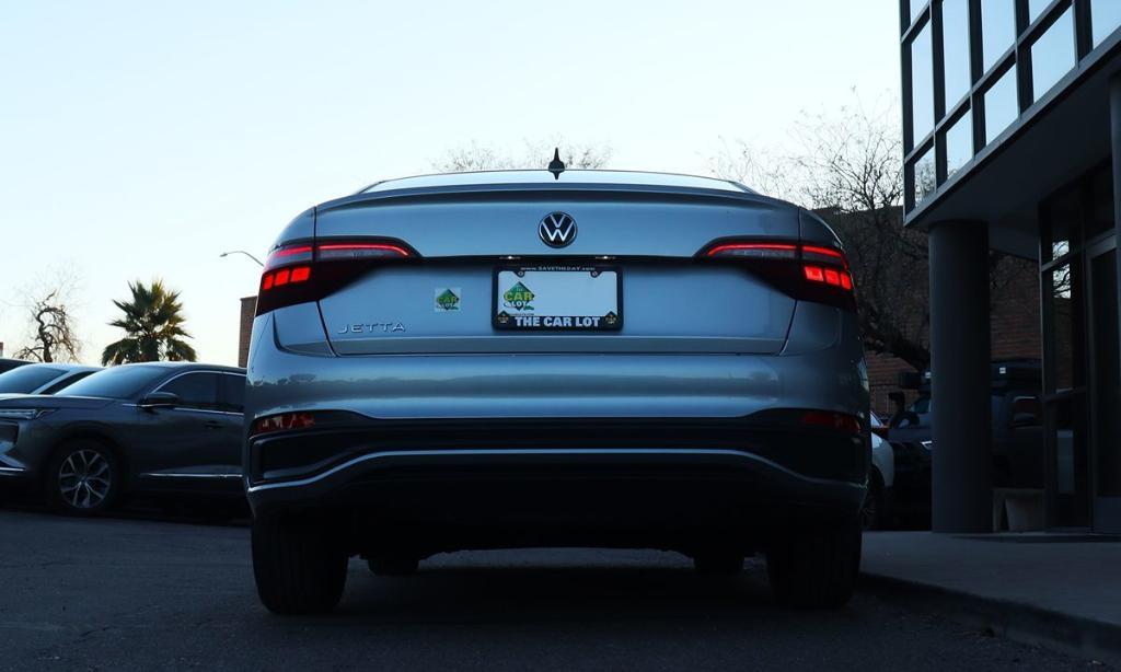 used 2024 Volkswagen Jetta car, priced at $18,995