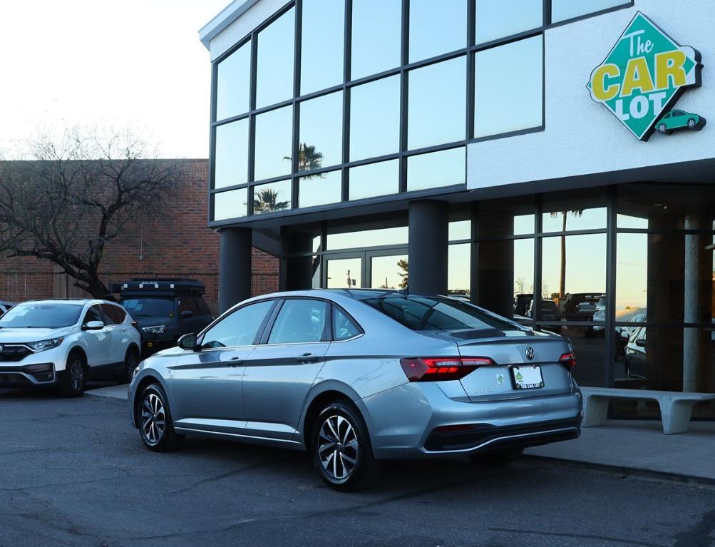 used 2024 Volkswagen Jetta car, priced at $18,995
