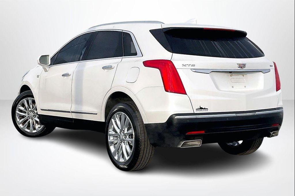 used 2019 Cadillac XT5 car, priced at $22,103