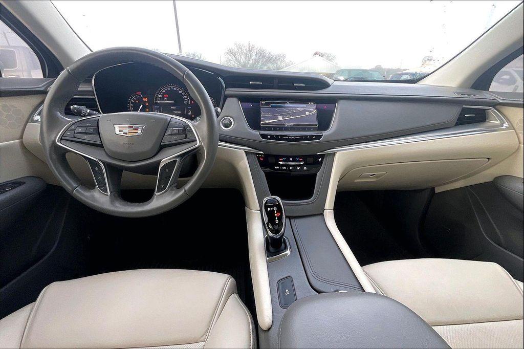 used 2019 Cadillac XT5 car, priced at $22,103