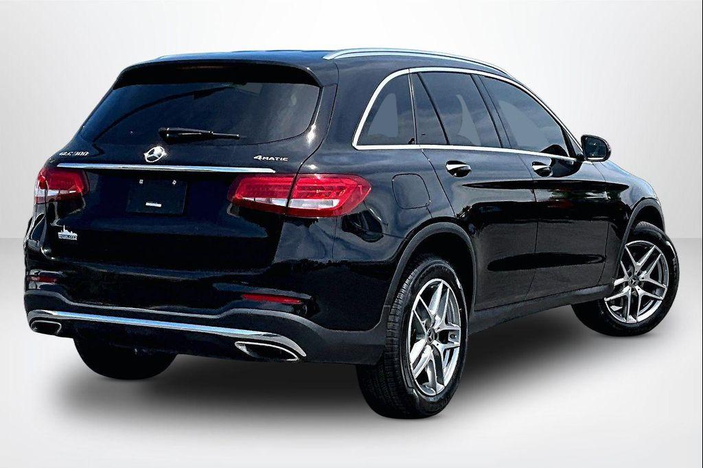 used 2019 Mercedes-Benz GLC 300 car, priced at $19,097