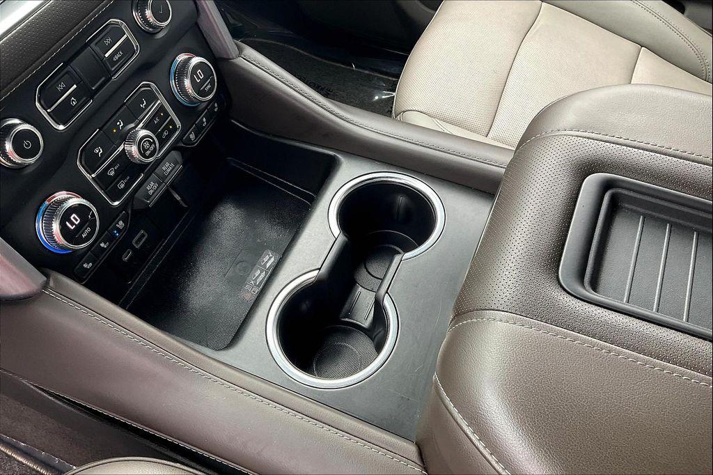 used 2023 GMC Yukon XL car, priced at $45,099