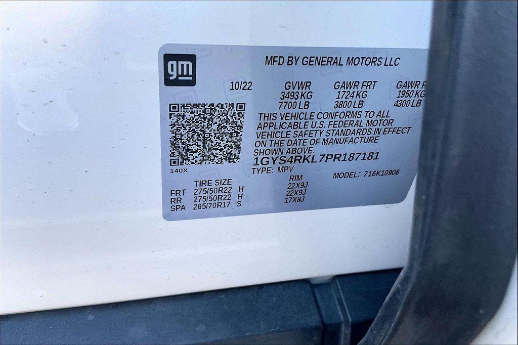 used 2023 Cadillac Escalade ESV car, priced at $76,026