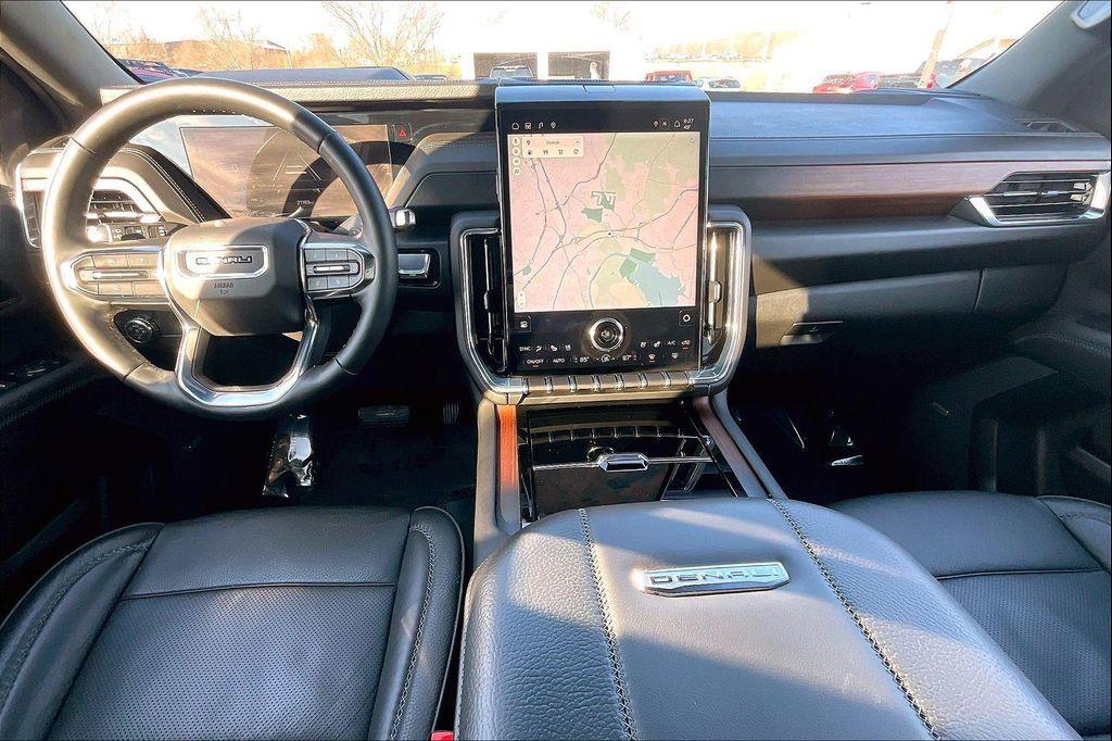 used 2025 GMC Yukon car, priced at $72,578