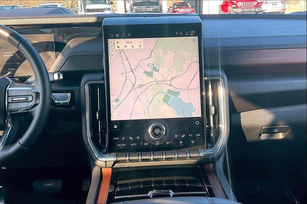 used 2025 GMC Yukon car, priced at $72,578