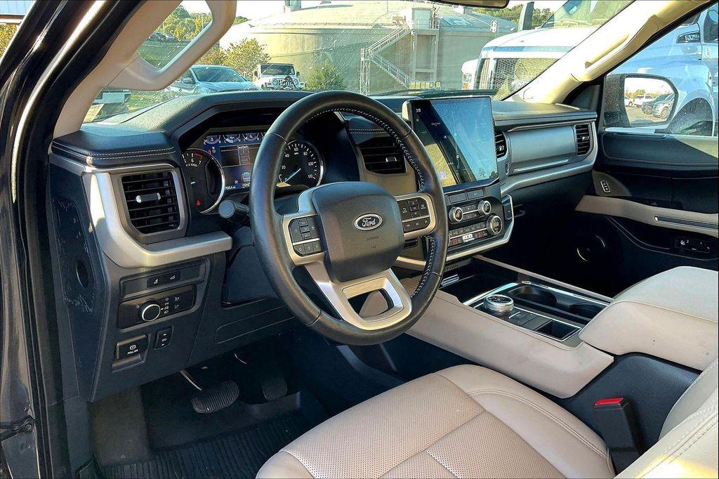used 2022 Ford Expedition Max car, priced at $45,390