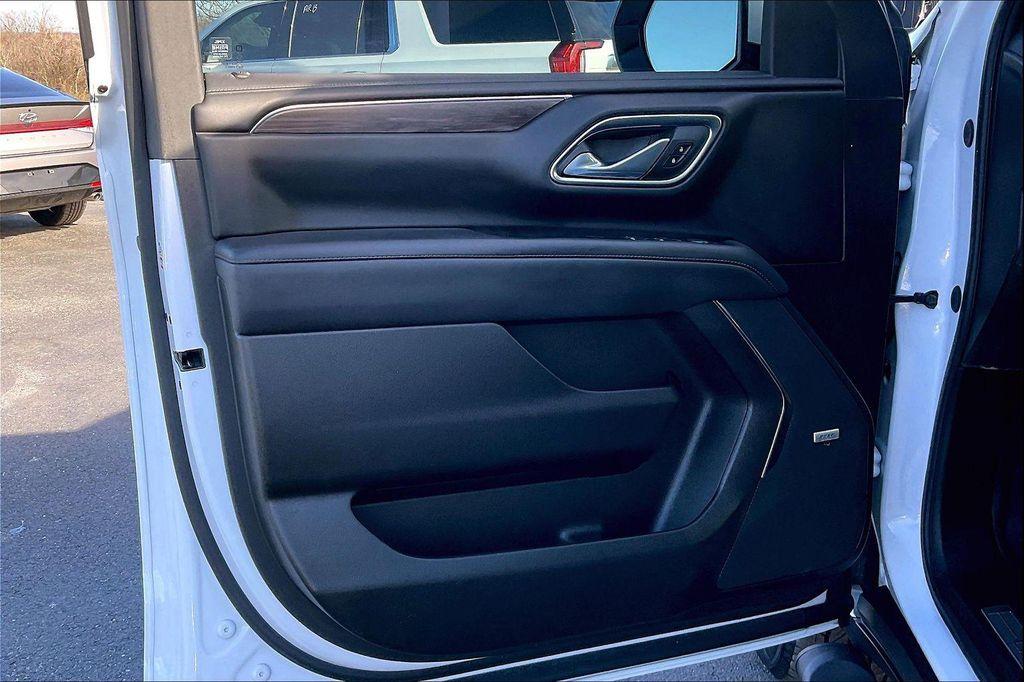 used 2024 Chevrolet Tahoe car, priced at $57,303