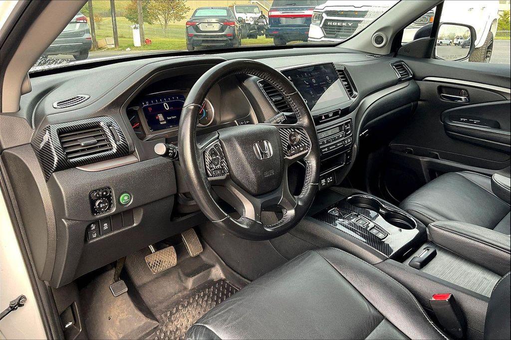 used 2021 Honda Pilot car, priced at $28,224