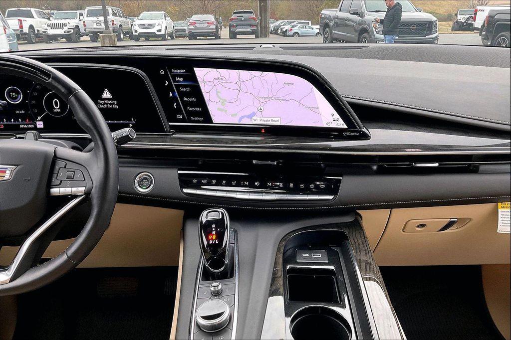 used 2024 Cadillac Escalade car, priced at $79,913