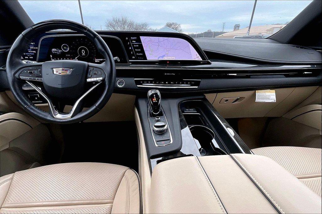 used 2024 Cadillac Escalade car, priced at $79,913