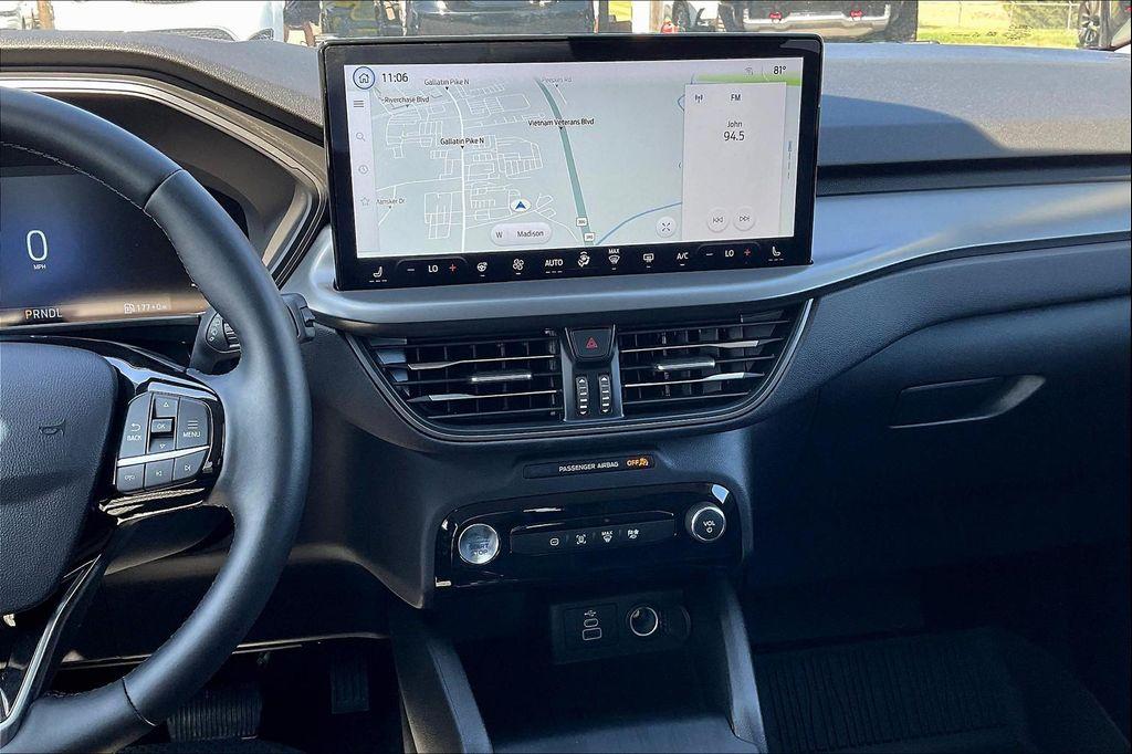 used 2024 Ford Escape PHEV car, priced at $25,952