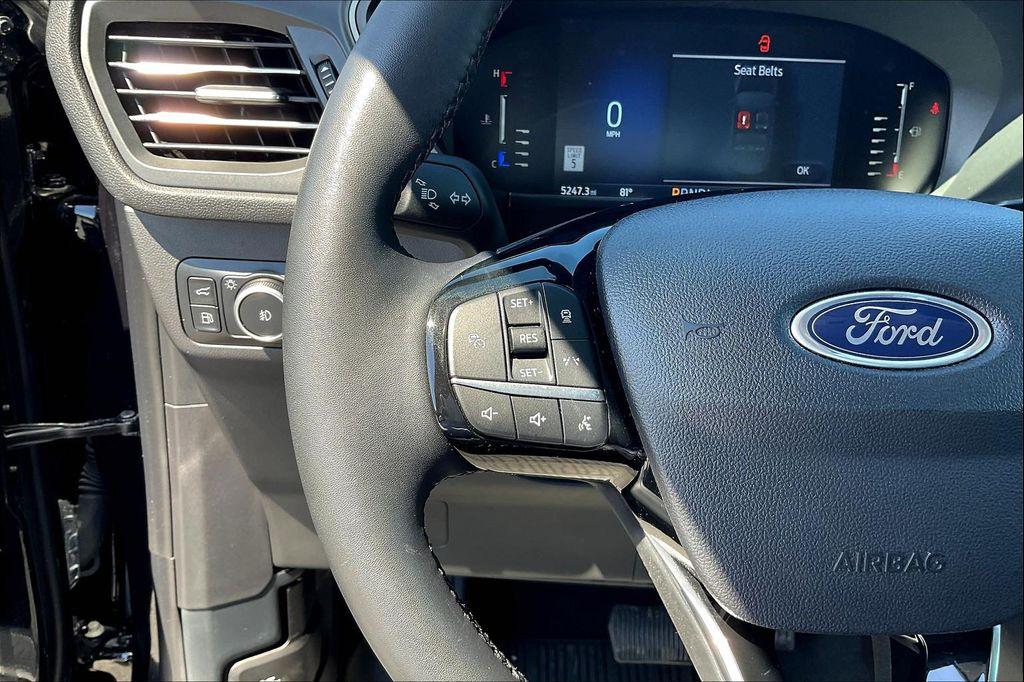 used 2024 Ford Escape PHEV car, priced at $25,952