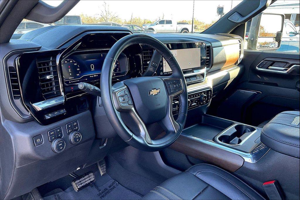 used 2024 Chevrolet Silverado 2500 car, priced at $72,636