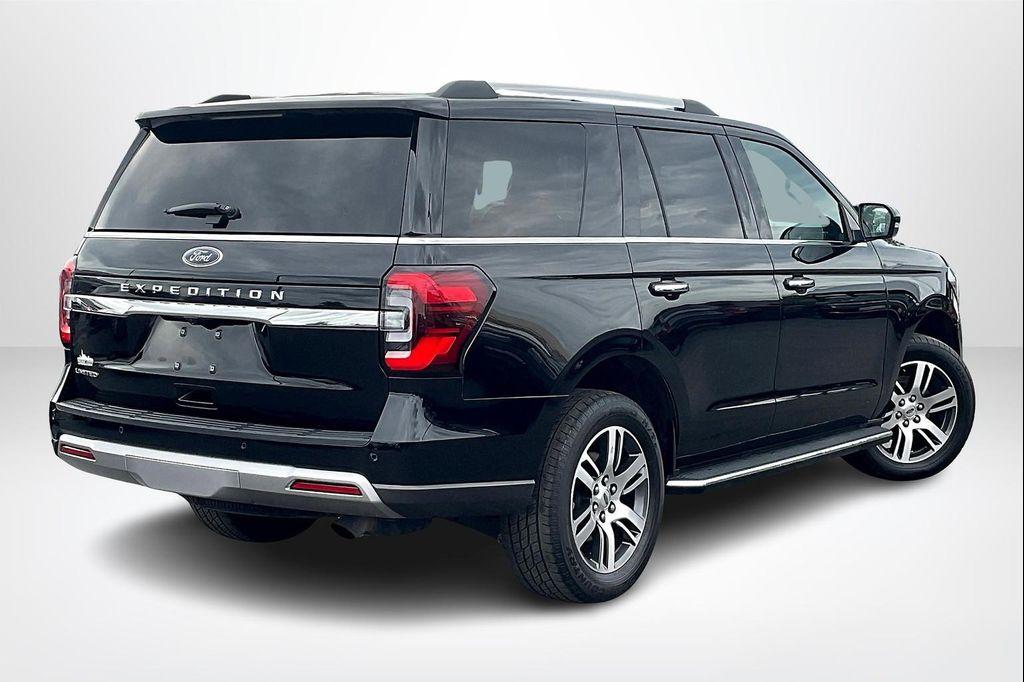used 2022 Ford Expedition car, priced at $40,535