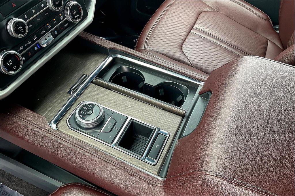 used 2022 Ford Expedition car, priced at $40,535