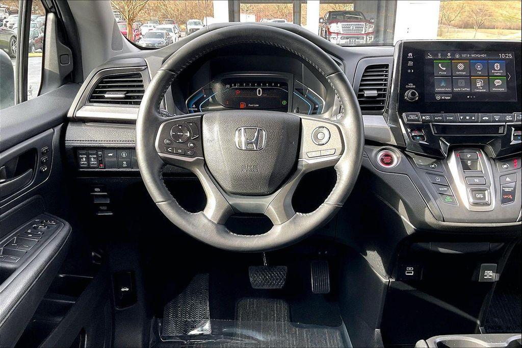 used 2024 Honda Odyssey car, priced at $35,296