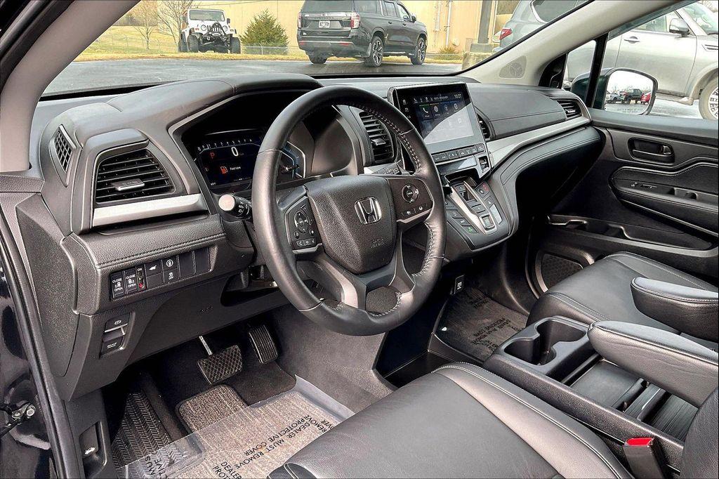 used 2024 Honda Odyssey car, priced at $35,296