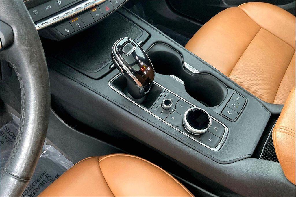 used 2020 Cadillac XT4 car, priced at $24,839