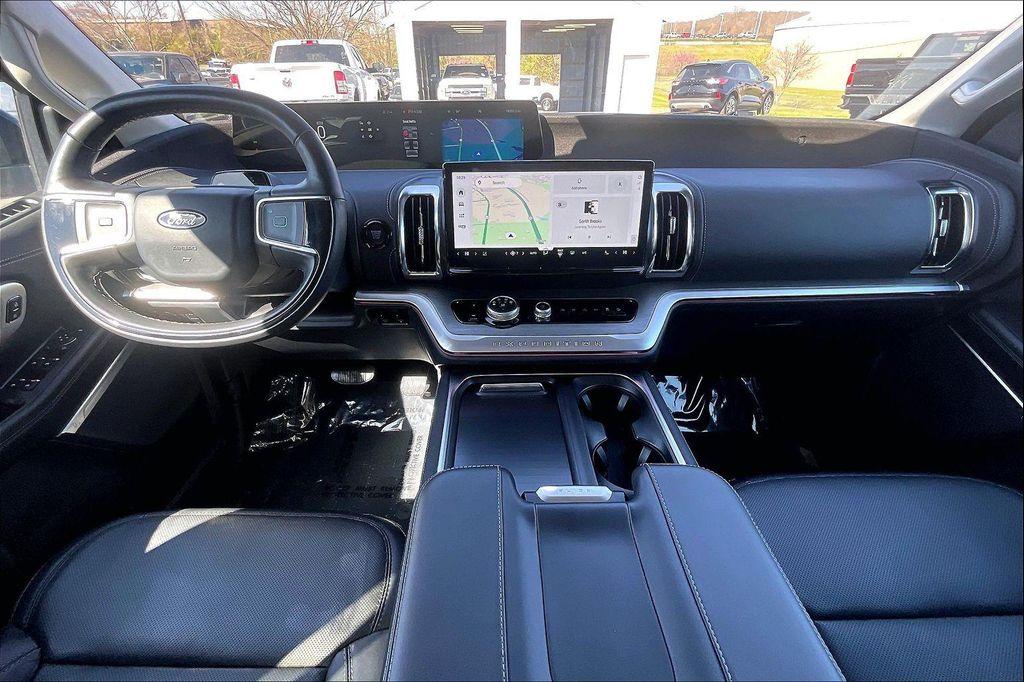 used 2025 Ford Expedition Max car, priced at $73,515