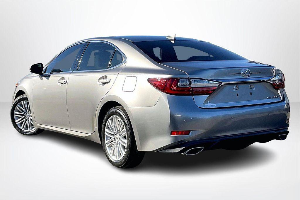 used 2016 Lexus ES 350 car, priced at $26,664