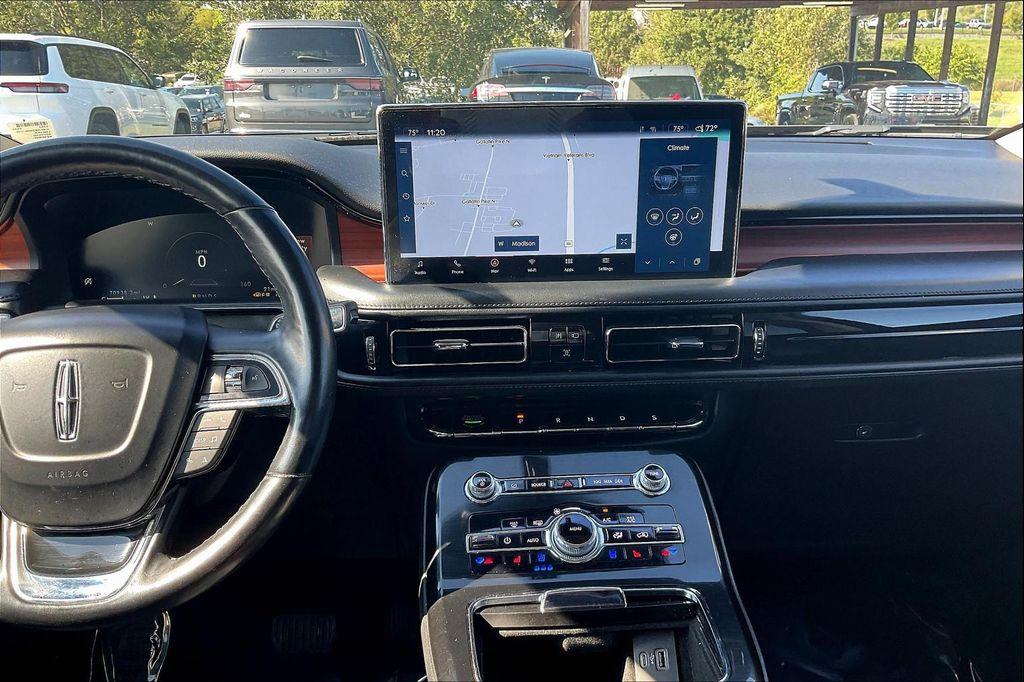 used 2022 Lincoln Nautilus car, priced at $26,626