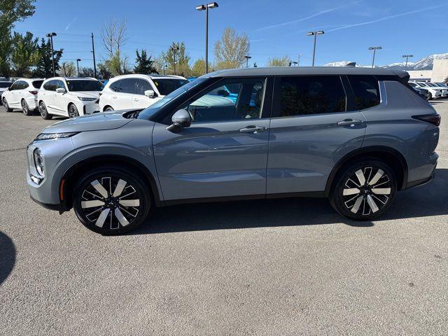 used 2025 Mitsubishi Outlander car, priced at $26,999