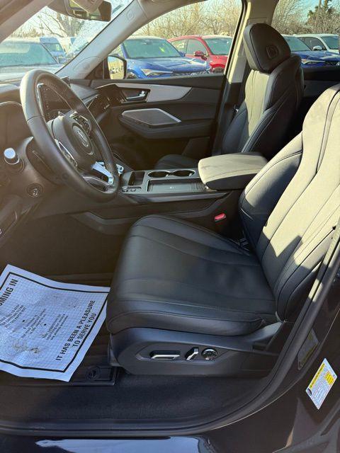 used 2025 Acura MDX car, priced at $45,695