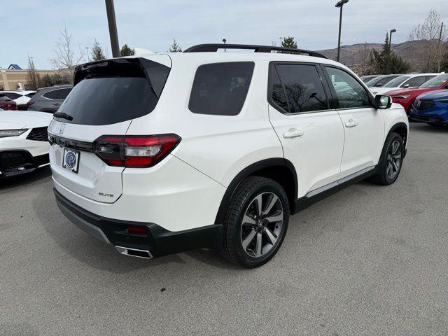 used 2023 Honda Pilot car, priced at $36,395