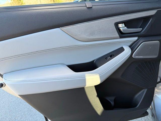 new 2026 Acura MDX car, priced at $68,350