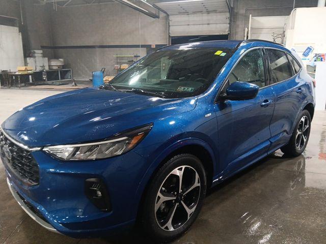 used 2023 Ford Escape car, priced at $28,995