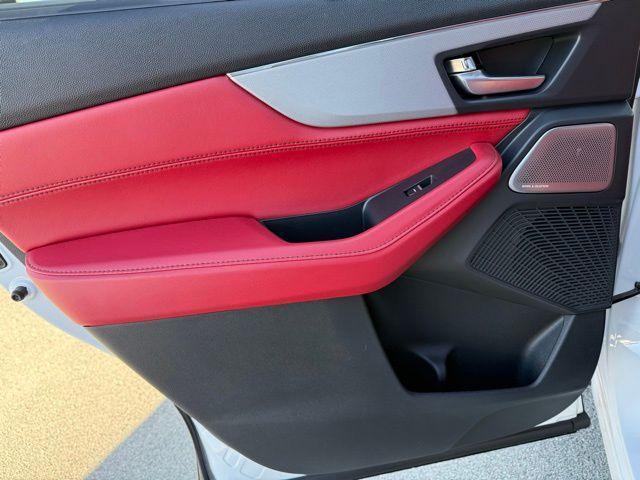 new 2026 Acura MDX car, priced at $70,950