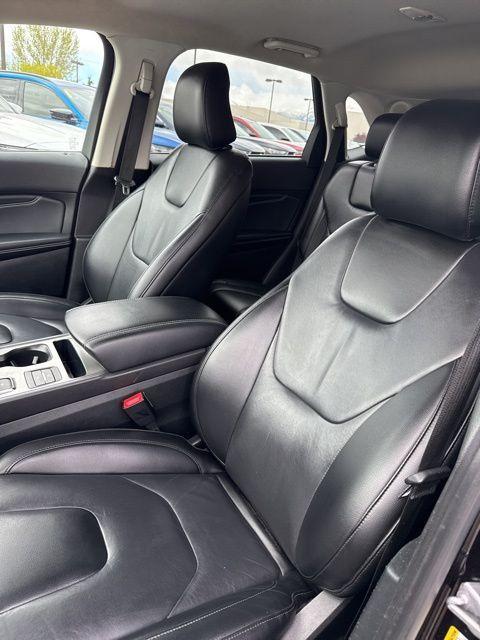 used 2022 Ford Edge car, priced at $23,395