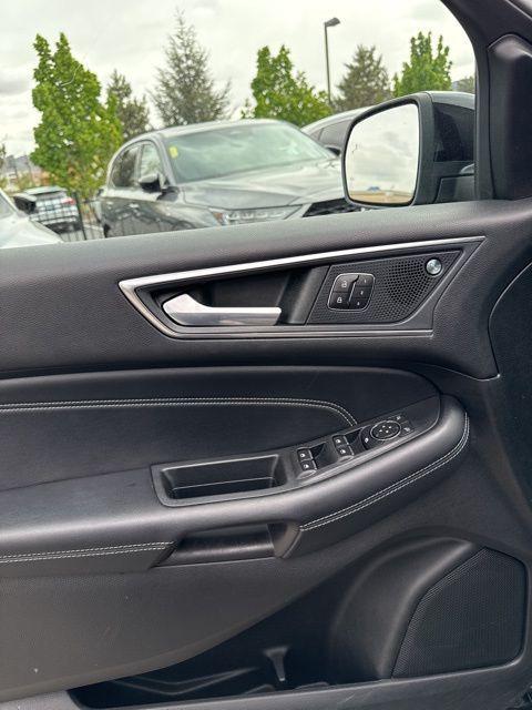 used 2022 Ford Edge car, priced at $23,395