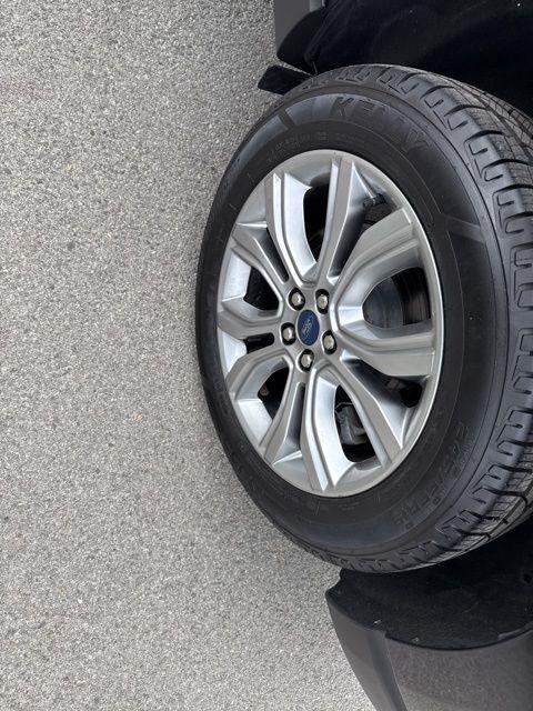 used 2022 Ford Edge car, priced at $23,395