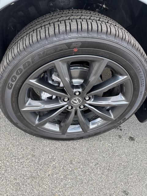 new 2026 Acura RDX car, priced at $52,650