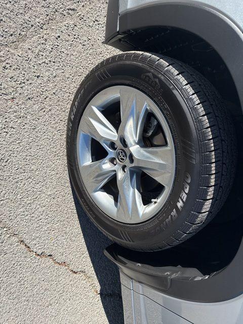 used 2016 Toyota Highlander car, priced at $20,995