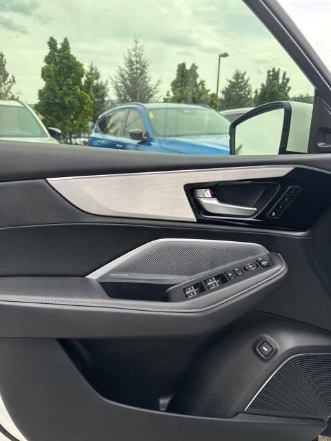 used 2025 Acura MDX car, priced at $50,999