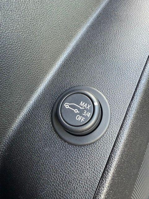 used 2024 Chevrolet Equinox car, priced at $19,895