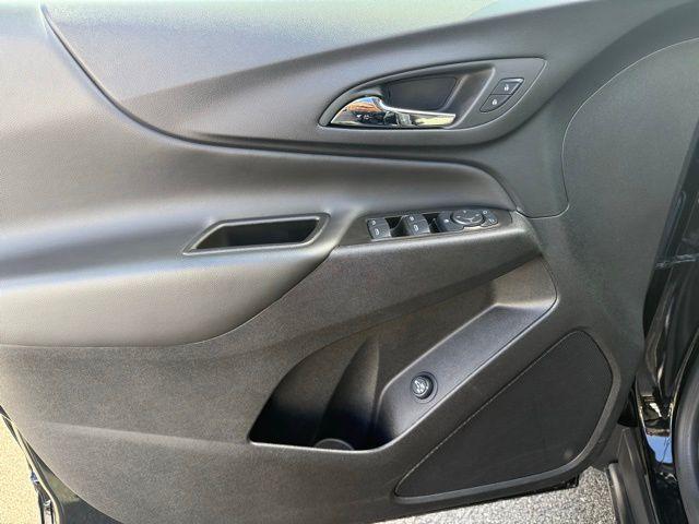 used 2024 Chevrolet Equinox car, priced at $19,895