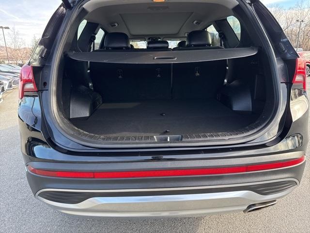 used 2022 Hyundai Santa Fe car, priced at $16,495