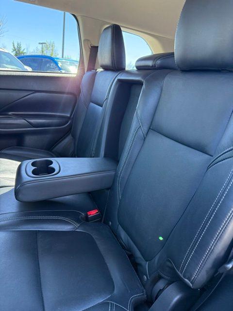 used 2020 Mitsubishi Outlander car, priced at $13,995