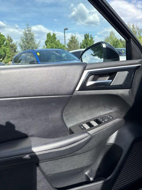 used 2024 Mitsubishi Outlander car, priced at $22,695
