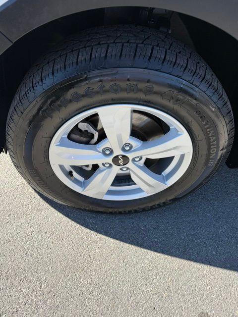 used 2023 Kia Sorento car, priced at $21,395